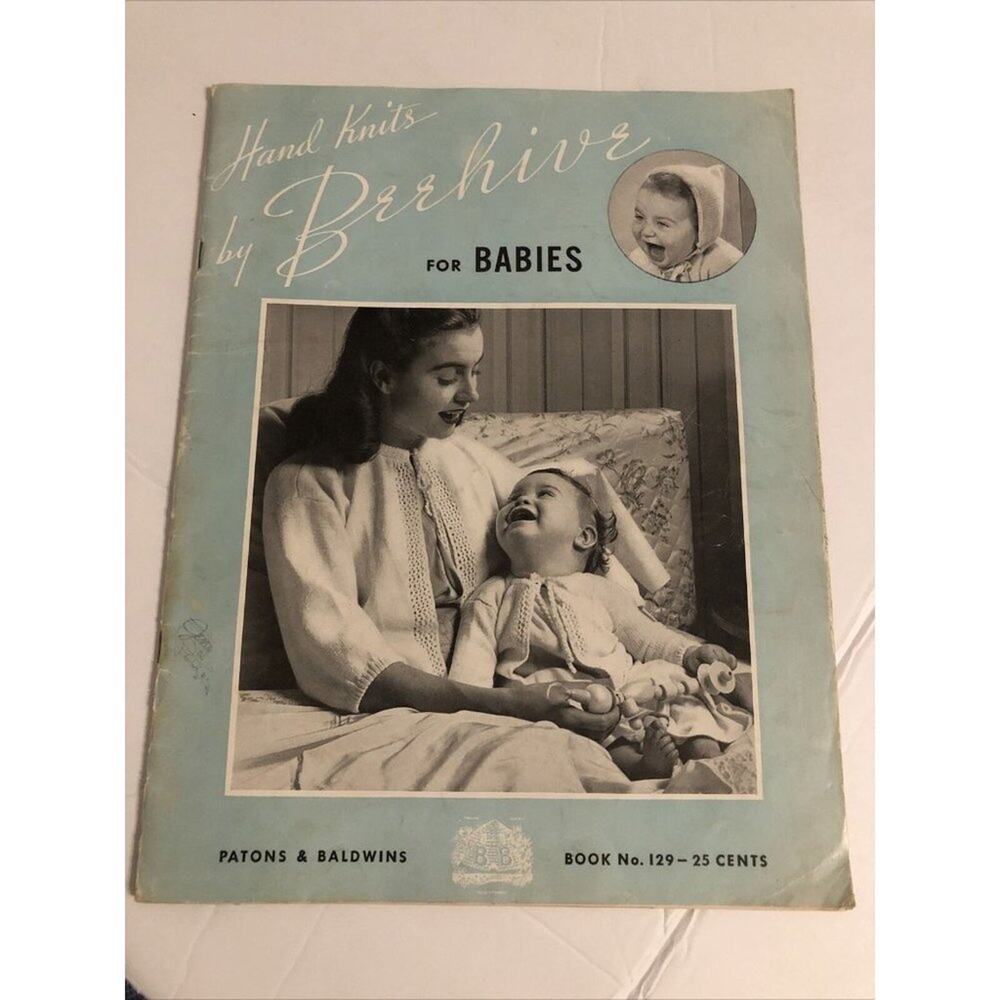 1945 Hand knits for babies - Outfits, buntings, bl